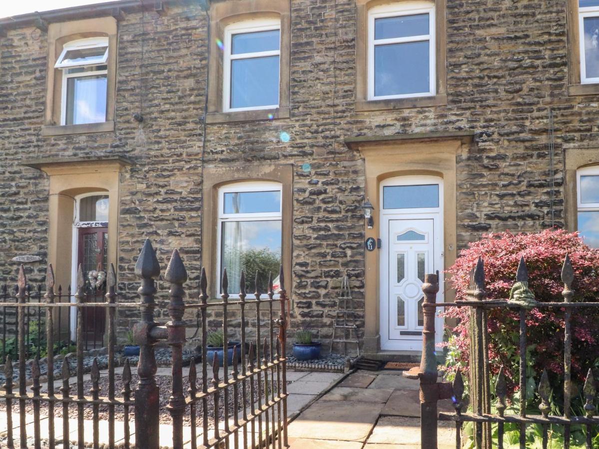 Kingfisher Cottage, 11 Airebank Terrace 斯基普顿 外观 照片